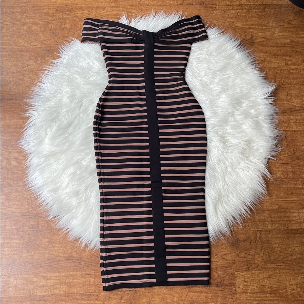 House of CB Petra Black and Tan Off-Shoulder Midi Dress